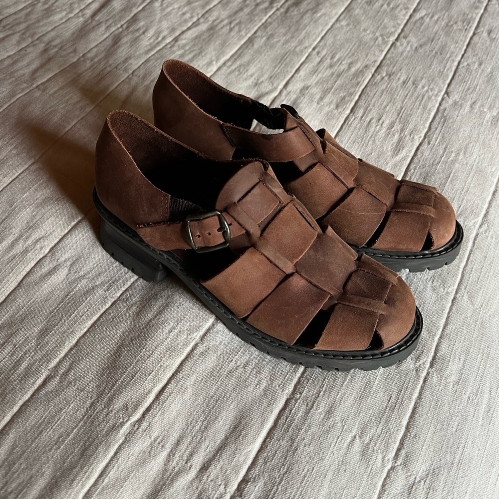 Bass Brown Leather Fisherman Sandals